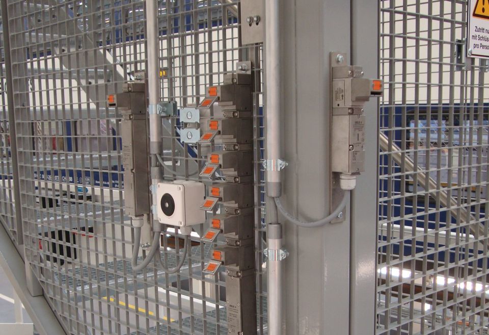 Interlocking systems - Furrer+Frey baut Fahrleitungen - Furrer+Frey